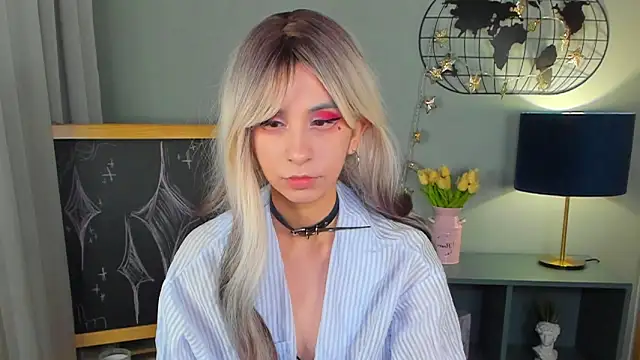 lesilos online show from 03-26-26, 01:44