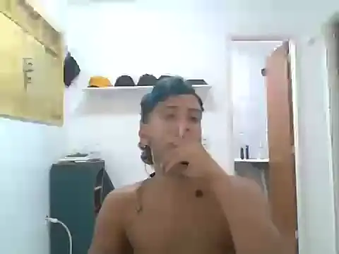 Snapshot of alpalo420 chatting on 02-06-26, 03:37 alpalo420 online show from 02-06-26, 03:37