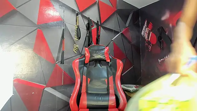 Victor LatinBoy online show from 02-08-26, 07:39