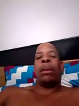 Snapshot of joseLive23 chatting on 04-08-26, 02:33 joseLive23 online show from 04-08-26, 02:33