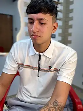 Snapshot of neithan_sleitherx chatting on 02-03-26, 06:40 neithan sleitherx online show from 02-03-26, 06:40