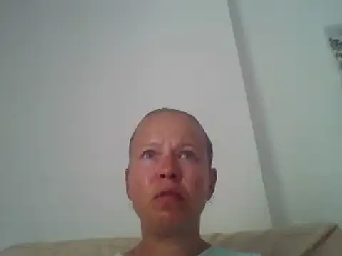 Snapshot of jennyblondeuk chatting on 06-04-26, 04:35 jennyblondeuk online show from 06-04-26, 04:35