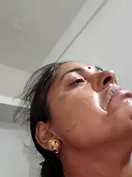 Snapshot of Mahima_rani34 chatting on 07-09-26, 10:03 Mahima rani34 online show from 07-09-26, 10:03