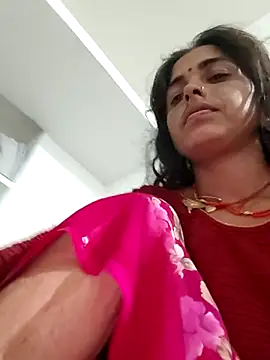 Snapshot of Mahima_rani34 chatting on 07-28-26, 11:15 Mahima rani34 online show from 07-28-26, 11:15