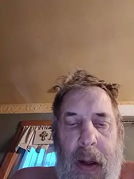 FragrantToe529 online show from 05-17-26, 11:06