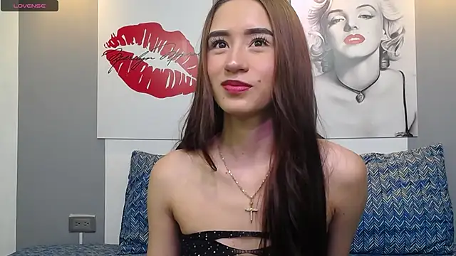 Snapshot of priya_tara chatting on 02-03-26, 12:10 priya tara online show from 02-03-26, 12:10