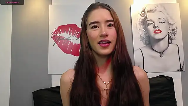 Snapshot of priya_tara chatting on 02-16-26, 12:23 priya tara online show from 02-16-26, 12:23