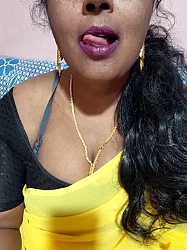 Snapshot of siri_tamiltelugu chatting on 02-05-26, 04:22 siri tamiltelugu online show from 02-05-26, 04:22