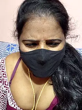 Snapshot of siri_tamiltelugu chatting on 02-06-26, 04:43 siri tamiltelugu online show from 02-06-26, 04:43