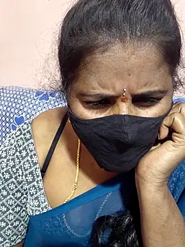 Snapshot of siri_tamiltelugu chatting on 02-15-26, 07:51 siri tamiltelugu online show from 02-15-26, 07:51