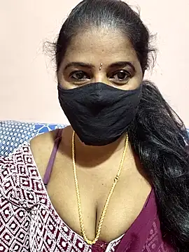 Snapshot of siri_tamiltelugu chatting on 02-17-26, 01:13 siri tamiltelugu online show from 02-17-26, 01:13