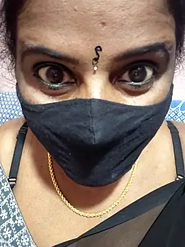 Snapshot of siri_tamiltelugu chatting on 02-22-26, 04:05 siri tamiltelugu online show from 02-22-26, 04:05