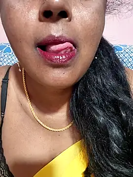 Snapshot of siri_tamiltelugu chatting on 02-23-26, 07:22 siri tamiltelugu online show from 02-23-26, 07:22