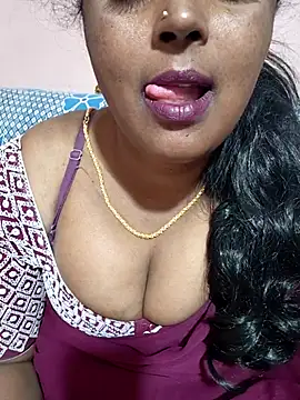 Snapshot of siri_tamiltelugu chatting on 02-26-26, 12:20 siri tamiltelugu online show from 02-26-26, 12:20