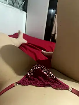 Snapshot of isabellasouza20 chatting on 12-22-25, 04:31 isabellasouza20 online show from 12-22-25, 04:31