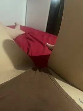 Snapshot of isabellasouza20 chatting on 01-09-26, 10:33 isabellasouza20 online show from 01-09-26, 10:33