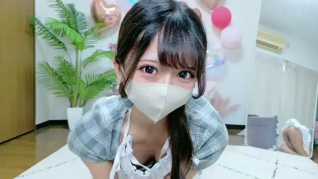 Snapshot of Kiki-jpn chatting on 08-01-26, 11:14 Kiki-jpn online show from 08-01-26, 11:14