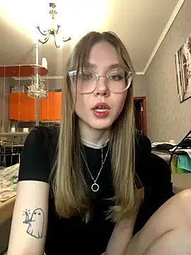 Lilpiks online show from 01-08-26, 01:13