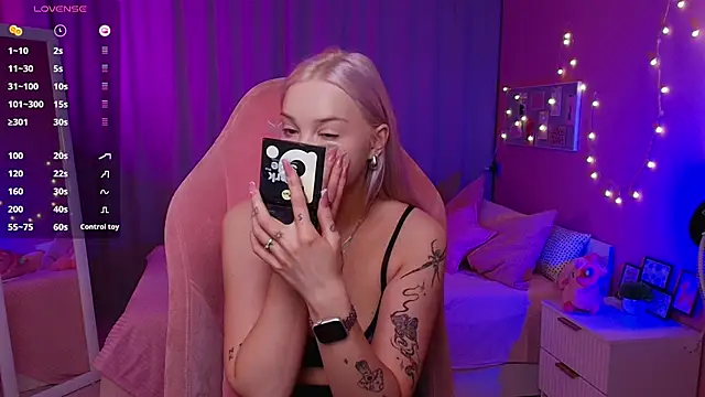 Leslie Caronn online show from 03-20-26, 07:57