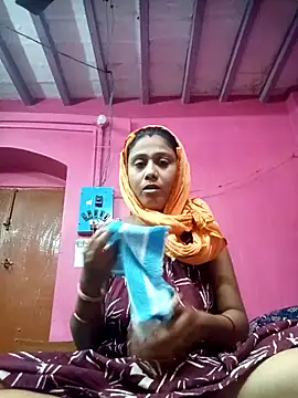 Snapshot of Hooghlypinkivabi chatting on 02-04-26, 12:44 Hooghlypinkivabi online show from 02-04-26, 12:44