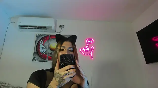 Maya Nova online show from 01-18-26, 02:48