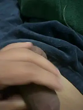 mouraerik123 online show from 01-09-26, 05:37