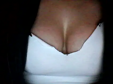 sexymilena9 online show from 01-10-26, 04:20