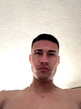 Snapshot of Latin_Paisa_Boy chatting on 01-07-26, 07:16 Latin Paisa Boy online show from 01-07-26, 07:16