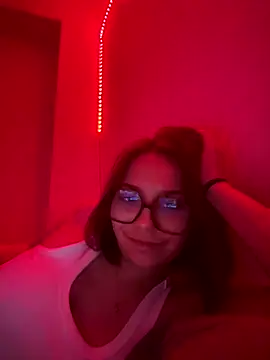 Snapshot of ellaaaaaaa69 chatting on 12-21-25, 11:23 ellaaaaaaa69 online show from 12-21-25, 11:23