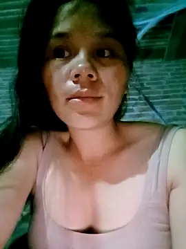 Snapshot of DIANAKUTE chatting on 05-04-26, 10:28 DIANAKUTE online show from 05-04-26, 10:28