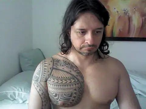 Snapshot of gonzzohunterr chatting on 02-13-26, 07:54 gonzzohunterr online show from 02-13-26, 07:54