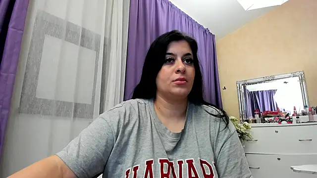 Snapshot of NayaNoirX chatting on 01-18-26, 04:33 NayaNoirX online show from 01-18-26, 04:33