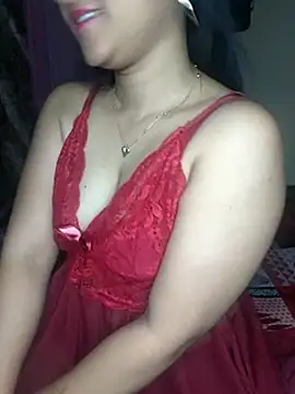 Snapshot of Saumyy chatting on 03-26-26, 01:33 Saumyy online show from 03-26-26, 01:33
