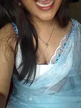 Snapshot of Saumyy chatting on 04-05-26, 04:26 Saumyy online show from 04-05-26, 04:26