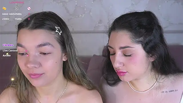 CorinnaSuttie online show from 01-10-26, 01:07