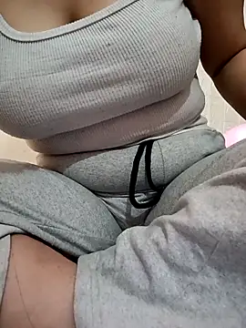 ShamaParvin online show from 03-10-26, 07:52