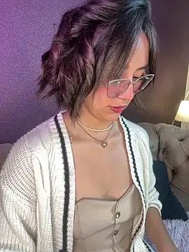 luna gv online show from 02-21-26, 11:11