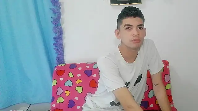 nico22love online show from 02-12-26, 12:22