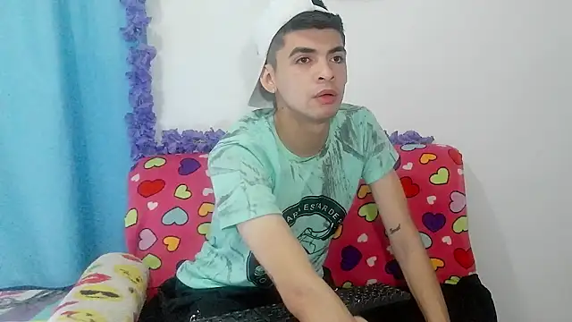 nico22love online show from 02-13-26, 01:07