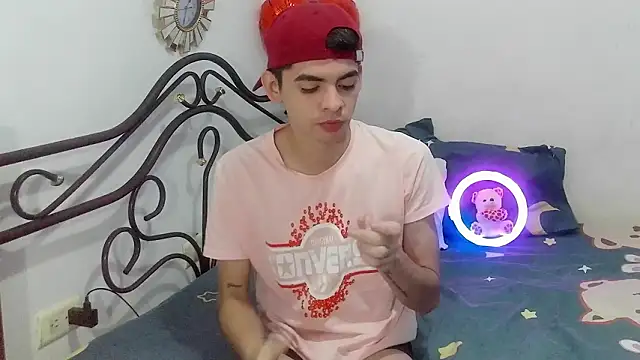 nico22love online show from 02-26-26, 03:55