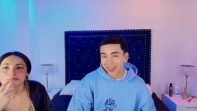 Jaden and sofia online show from 04-15-26, 03:35