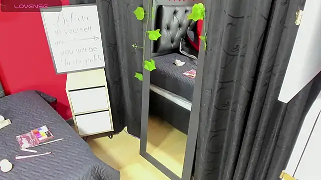 Abby Hiiltoon online show from 02-18-26, 04:41