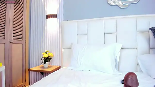 Elyn Leones online show from 03-14-26, 10:59