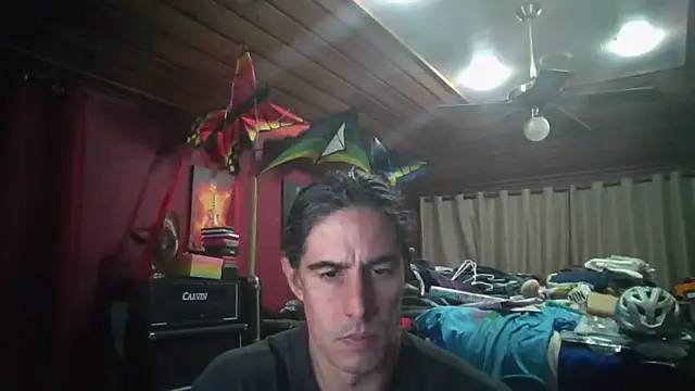 koolchillfun696969 online show from 12-23-25, 04:21