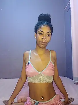 Samarajenyfer online show from 04-13-26, 04:56