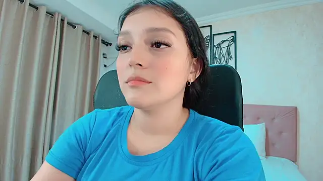 Snapshot of littlemolly_walcott chatting on 07-07-26, 11:42 littlemolly walcott online show from 07-07-26, 11:42