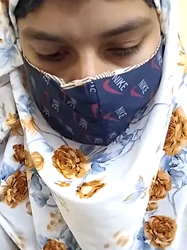 Snapshot of rukhsar_ chatting on 02-17-26, 05:48 rukhsar online show from 02-17-26, 05:48