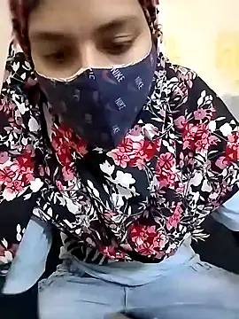 Snapshot of rukhsar_ chatting on 02-26-26, 04:55 rukhsar online show from 02-26-26, 04:55