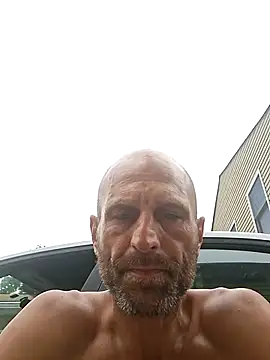 Snapshot of mechanicmark chatting on 06-26-26, 10:03 mechanicmark online show from 06-26-26, 10:03