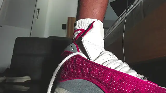 naughty master  online show from 01-11-26, 03:44